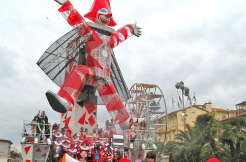 Prendiamo maschere e coriandoli, parte il Carnevale di Viareggio!