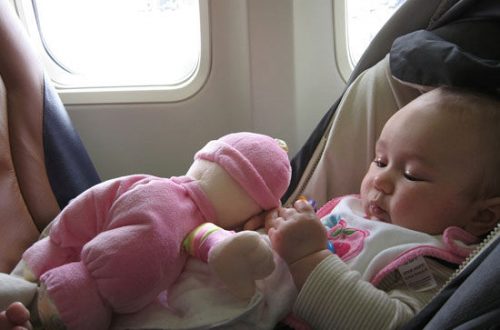 Come prenotare un volo low cost (con bambini)?
