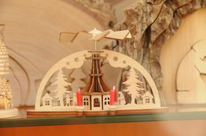 Decorazioni in Legno ai mercatini - Credits Gianfranco Goria
