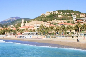 Pietra Ligure: oltre la spiaggia sabbiosa e il mare limpido c’è di più!