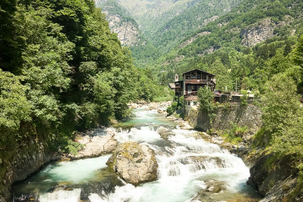 Fiume Sesia e casa Walser