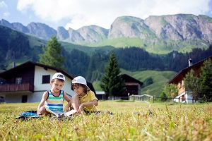 perché la montagna fa bene ai bambini