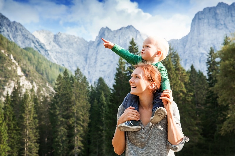 perché la montagna fa bene ai bambini piccoli