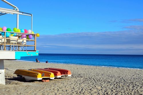 spiaggia di finale fuori stagione