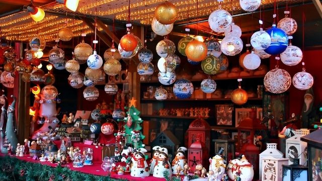 mercatini di natale a trento con bambini in inverno