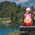 mamma e figli in montagna