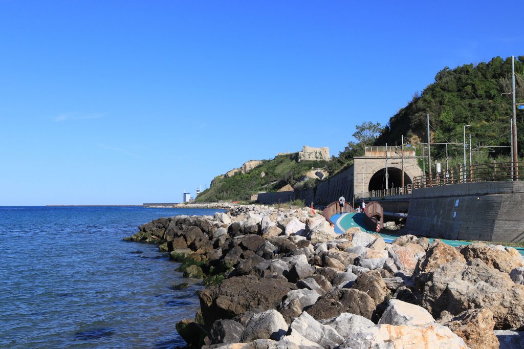 In Abruzzo con i bambini in bicicletta