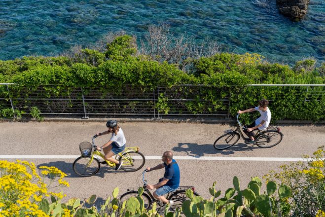 Liguria in bicicletta: le ciclabili adatte ai bambini