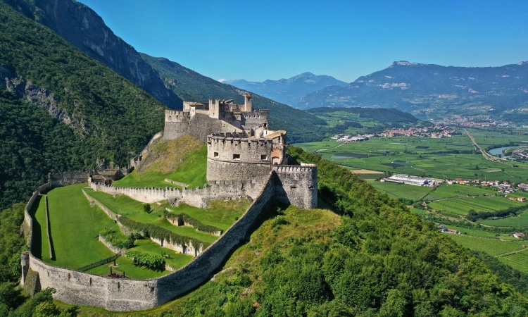 castelli del Trentino Alto Adige da vedere con i bambini: Castel Beseno