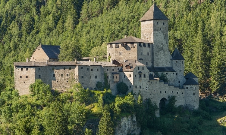 castelli del Trentino Alto Adige da vedere con i bambini: Castel Taufers
