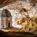 Quali grotte visitare con i bambini in Italia