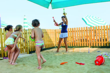 SUMMER FAMILY PLUS