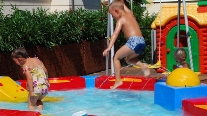 Speciale sconto bimbo in viaggio con mamma o papà!
