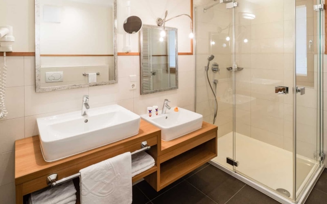 Suite Silberdistel