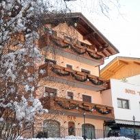 Family Hotel La Perla