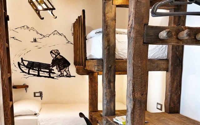 La chambre de la Bàzega