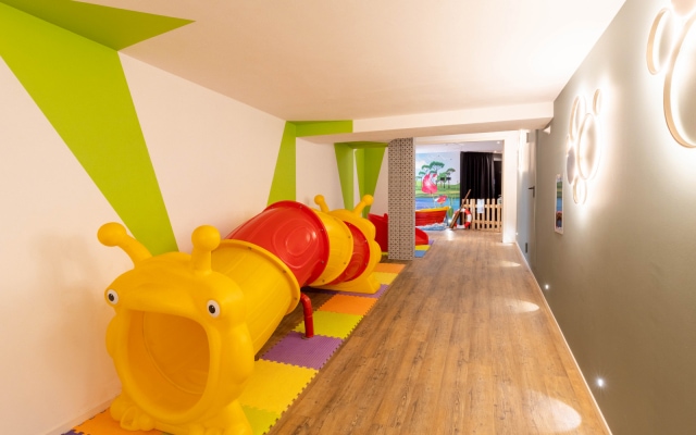 Meridiana Family & Nature Hotel