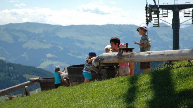 🏔️ Festa d'Inaugurazione Estate: Colore, Natura e Sogni d'Oro!