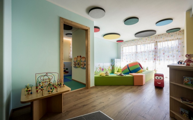 Post Alpina Family Mountain Chalet