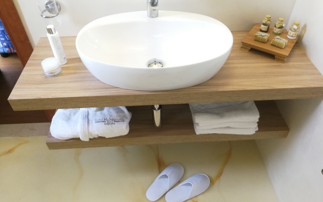 Chambre Deluxe Plus****