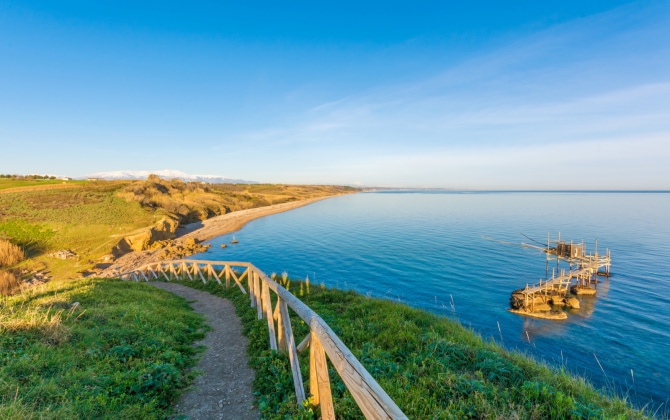 Passeggiata lungo Punta Aderci a Vasto