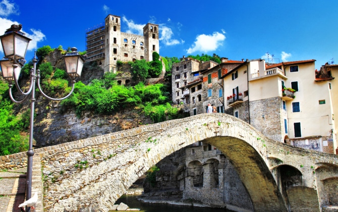 Dolceacqua - uno tra i borghi più belli d'italia