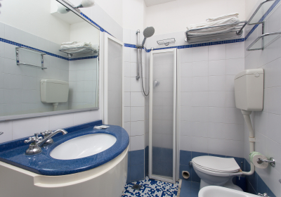 Camera tripla/quadrupla