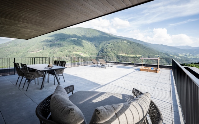The Lotta Premium Penthouse Suite