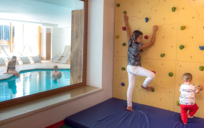Ambiez Suite Hotel Family & Wellness