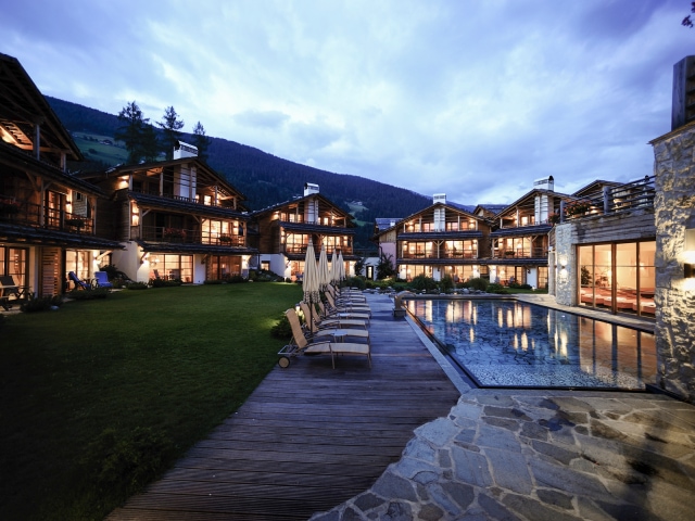 Post Alpina Family Mountain Chalet