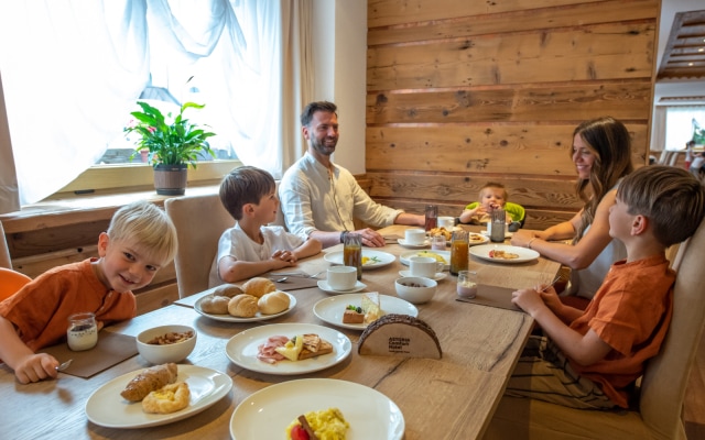 Astoria Comfort Hotel