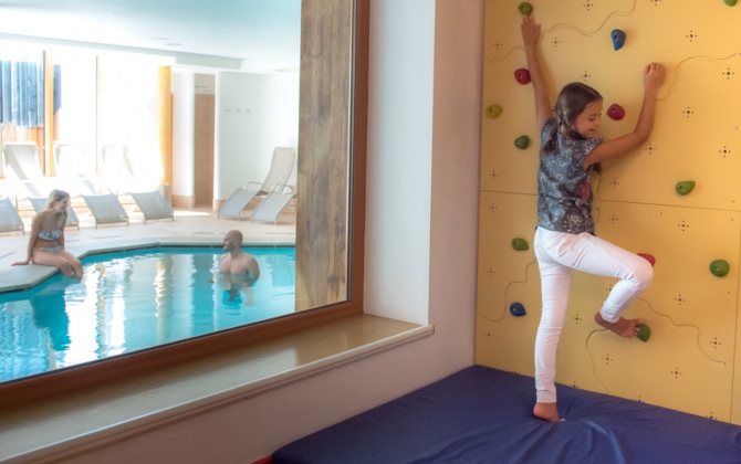 Ambiez Suite Hotel Family & Wellness