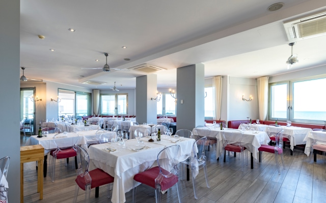 Unahotels Imperial Sport Hotel