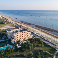 UNA HOTELS Imperial Beach Fano