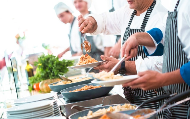 Color Ermitage Beach Family Hotel