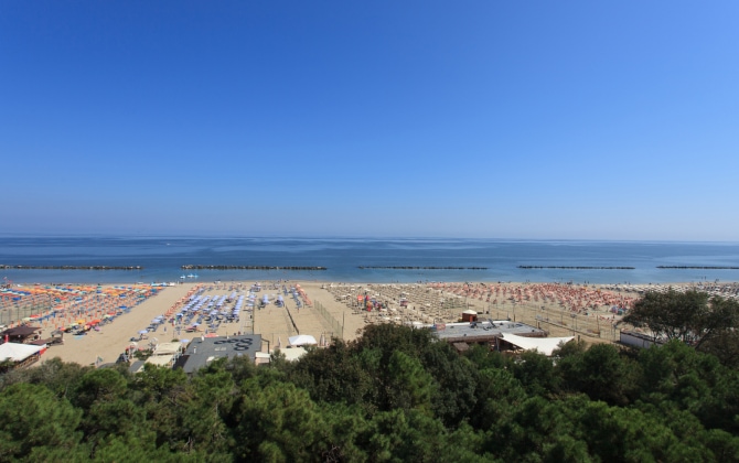 Color King Marte Village