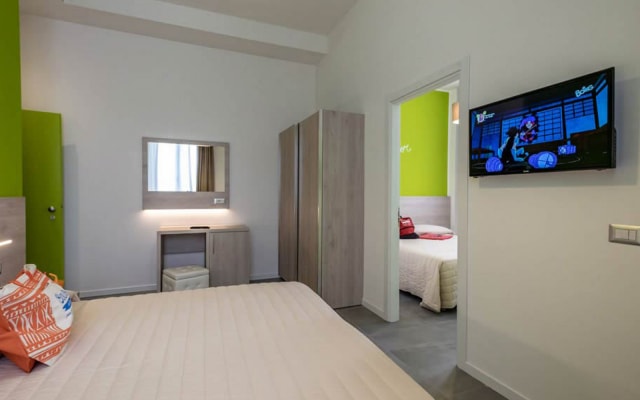 Chambre Family
