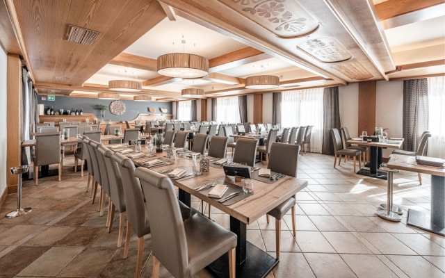 Hotel Sporting Ravelli