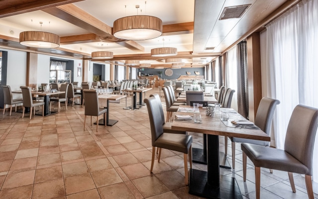 Hotel Sporting Ravelli