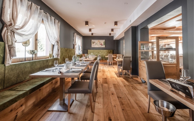 Hotel Sporting Ravelli