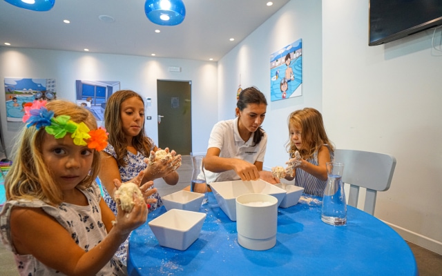 Nautilus Family Hotel