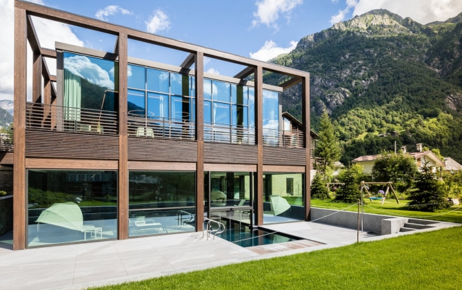 NH Collection Alagna Mirtillo Rosso