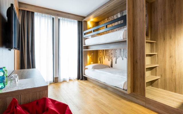 Family Room Triple Terrace e Family Room Triple View