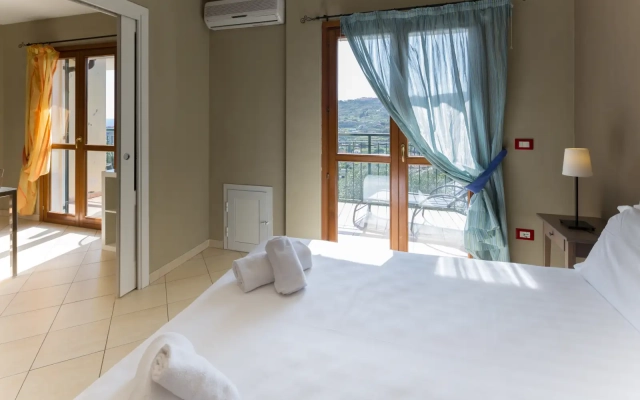 Suite – 3 bedrooms