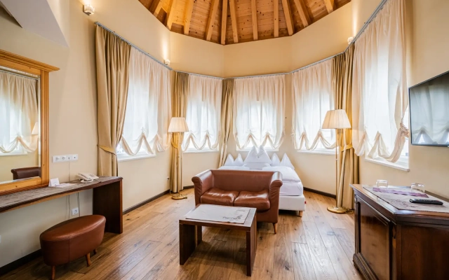 Fameli Castle Suites