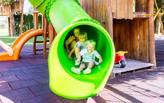 Ambiez Suite Hotel Family & Wellness