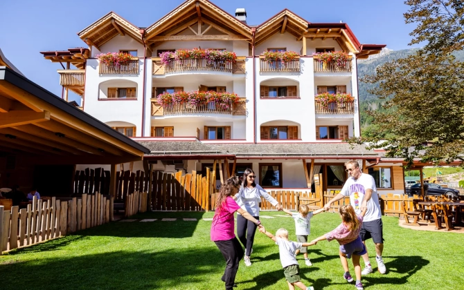 Ambiez Suite Hotel Family & Wellness
