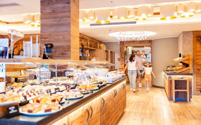 Ambiez Suite Hotel Family & Wellness