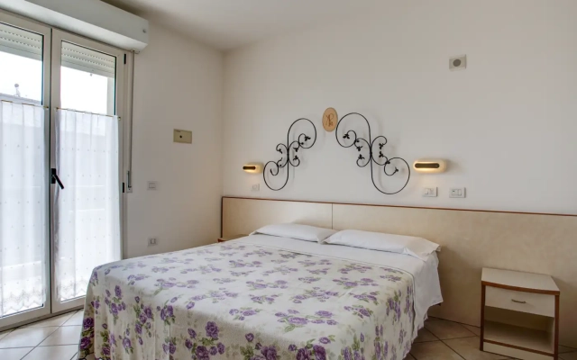 Zweizimmer-Apartment mit Kochzeile