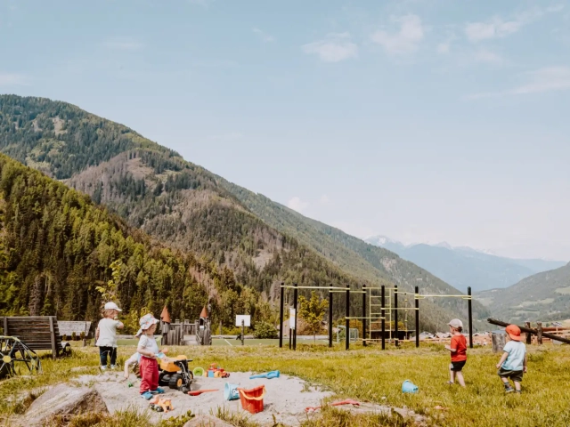 Family Hotel Bergschlössl